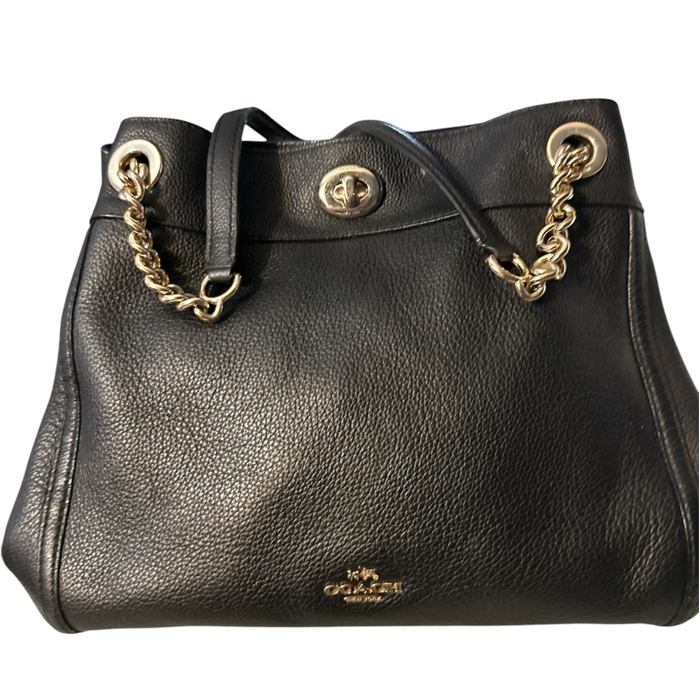 Coach Edie turnlock  Black Pebbled Leather Shoulder Bag with Gold Hardware